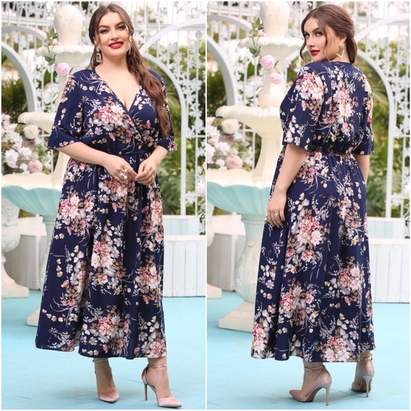 PLUS SIZE Navy Blue Floral Print Surplice Dress - Picture 2 of 3